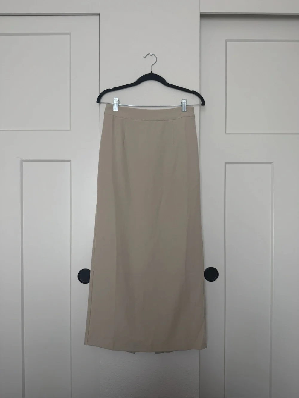 Slim Fit Beige Midi Skirt